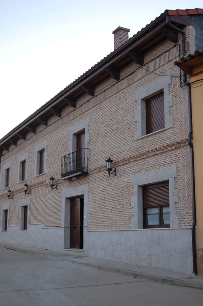 La Casona De Dona Petra Hotel Villarmentero de Campos Exterior foto